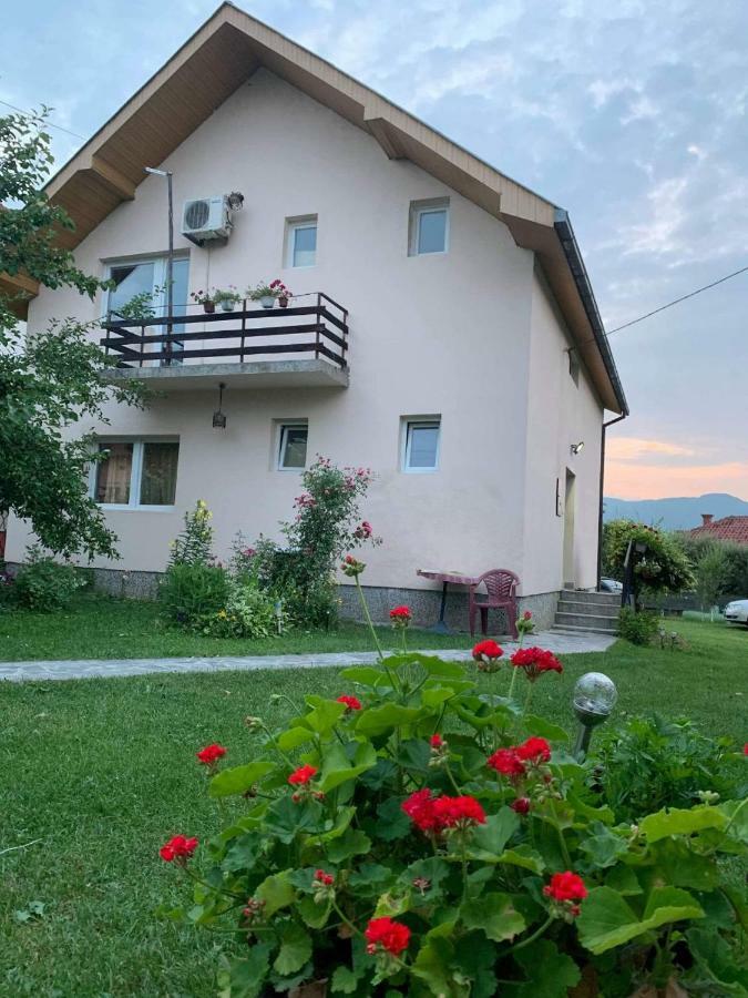Apartament Idila Bajina Basta Zewnętrze zdjęcie